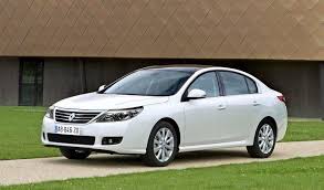 Renault Latitude (2010 à 2015)
